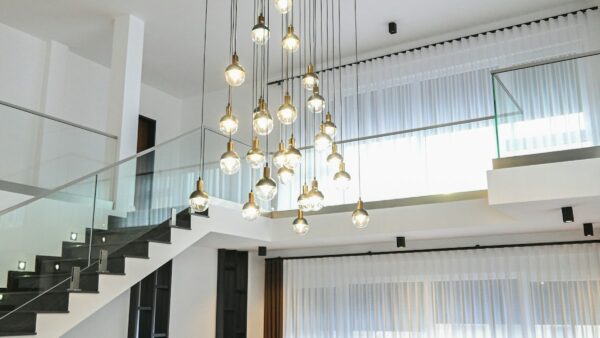7 Ý Tưởng Đèn Trang Trí Phòng Khách Hiện Đại