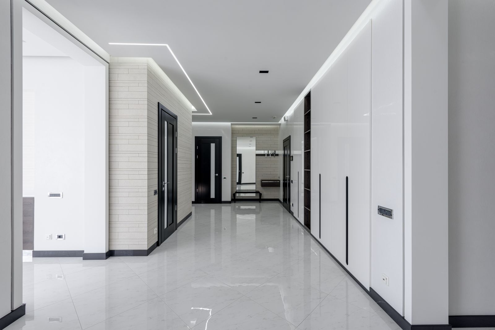 Đèn LED âm trần cao cấp chiếu sáng hành lang