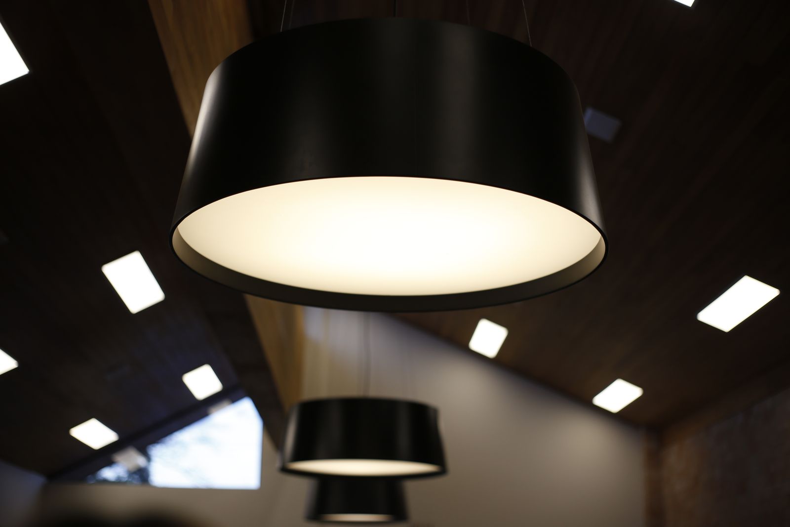 Đèn LED gắn trần hiện đại cao cấp